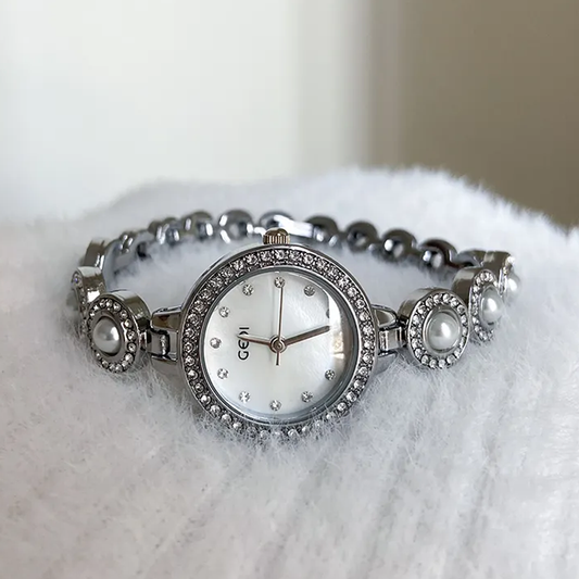 Luxury Frosted Elegance: Silver Pearl Chain & Mother-of-Pearl Dial Watch