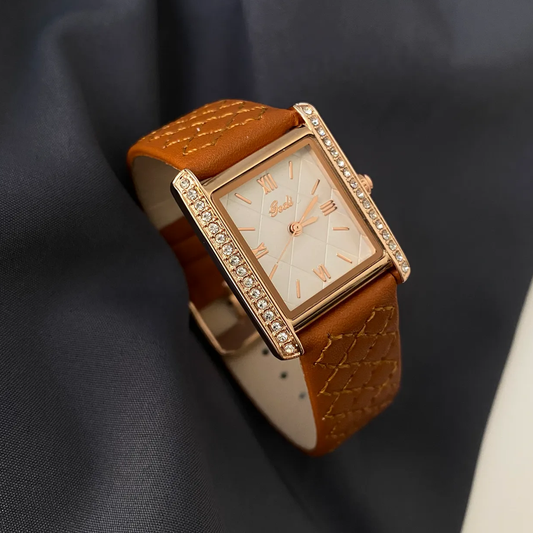 Café Coco – Quilted Leather Watch in Rose Gold & White