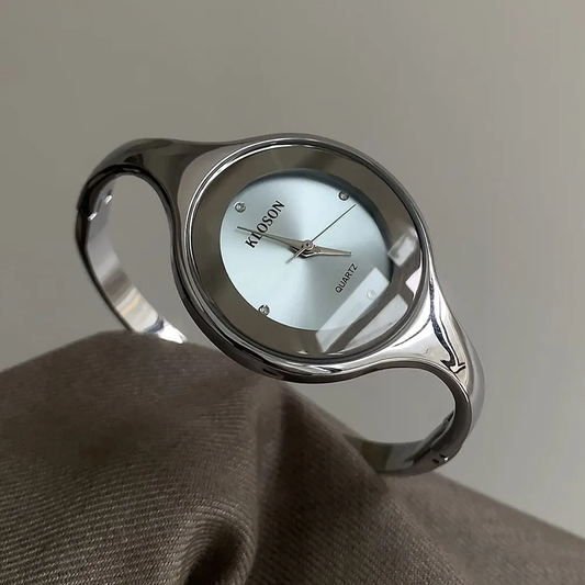 Ezüst mandzsetta karkötő kvarc órás nők számára - nagy kék kerek tárcsa, elegáns és modern