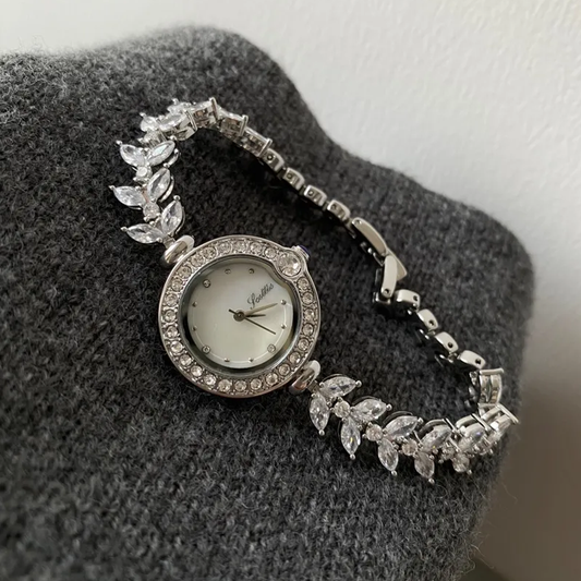 Mermaid Elegance Timepiece: Silver Diamond Quartz Watch with Mother-of-Pearl Dial