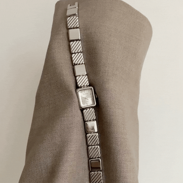 Modern Vintage: Silver Rectangular Dial Watch with Silver Alloy Bracelet