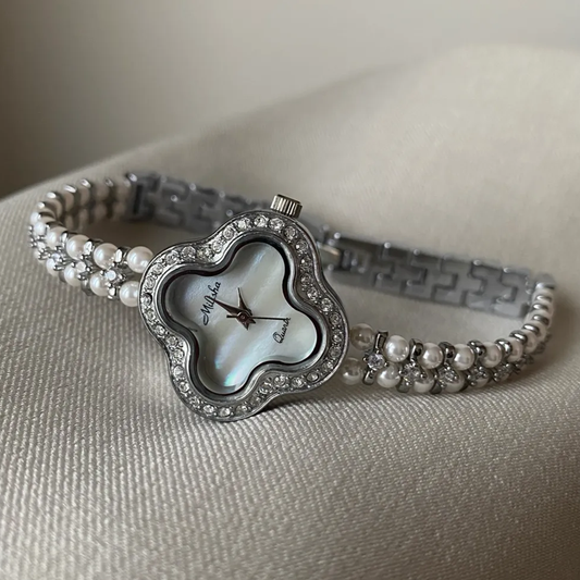 Silver Pearl Bracelet with Clover Diamond Dial: Lady's Quartz Watch