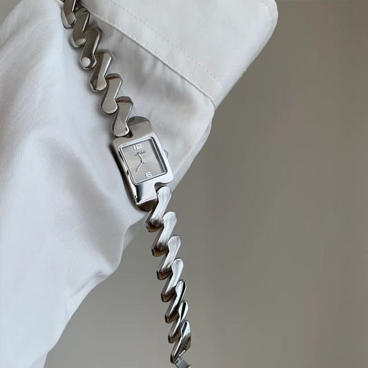 Silver Z Timepiece: Glossy Steel Quartz Watch