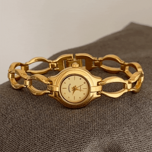 Golden Halo – Gold Chain Bracelet Women’s Quartz Watch with Small Round Dial