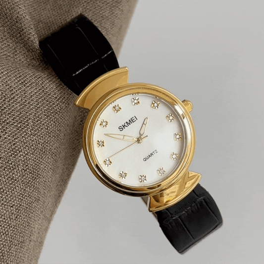 Aura Classic - Fashion Classic Round Gold Dial Black Leather Strap Quartz Watch