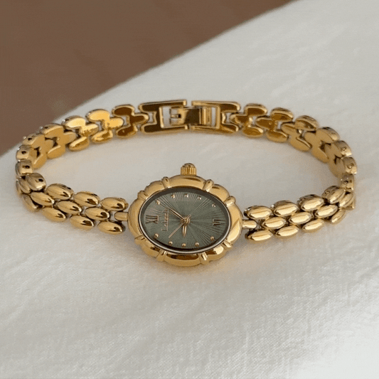 Élise Verde – Elegant Gold Bracelet Women’s Quartz Watch with Green Oval Dial