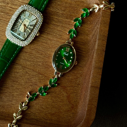 Clover Muse – Oval Bracelet Watch in Deep Green