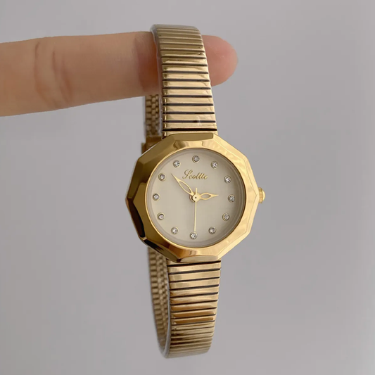 Golden Luxe Timepiece: Gold Hexagonal Dial Chain Watch