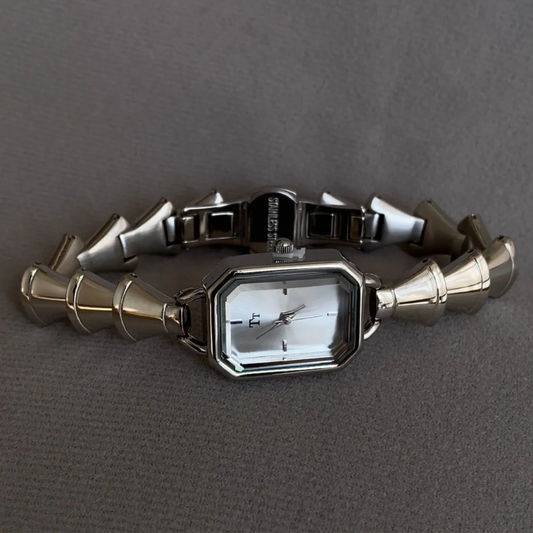 Unique Style: Silver Square Design Strap Quartz Watch