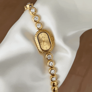 Fashionable Gold Oval Diamond Watch with Alloy Bracelet - Quartz Movement
