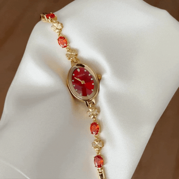 Luxury Red Oval Diamond Dial Gold Bezel & Gem-Set Alloy Bracelet Quartz Watch