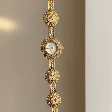 Vintage Floral Watch with White Dial, Diamond-Accented Gold Frame & Alloy Bracelet