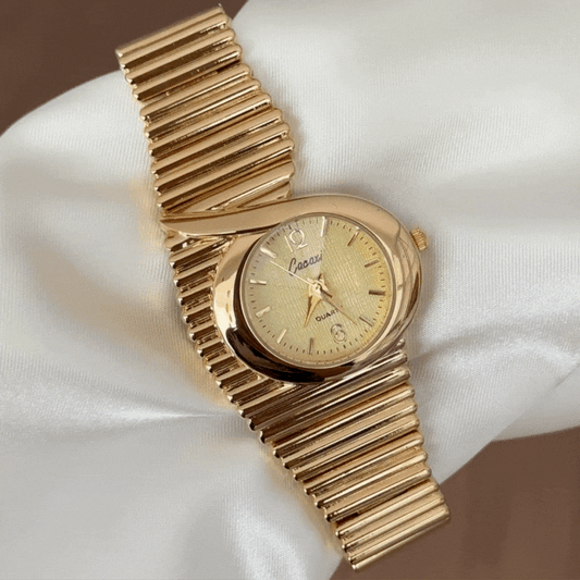 Avant-Garde Gold Irregular Dial Alloy Bracelet Quartz Watch with Sculptural Bezel