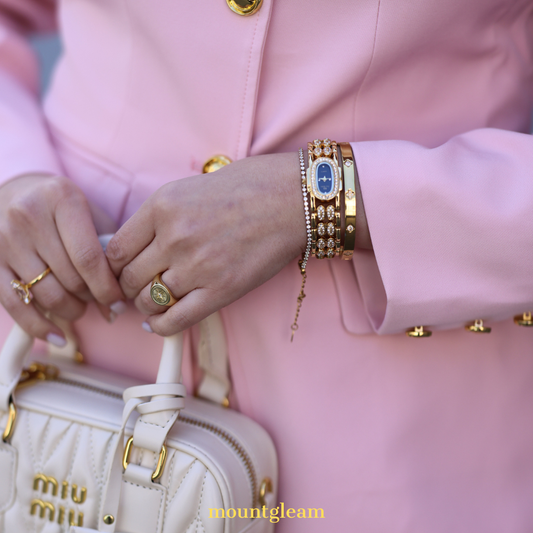 Noir Éclat – Gold Watch with Black Mother-of-Pearl Oval Dial