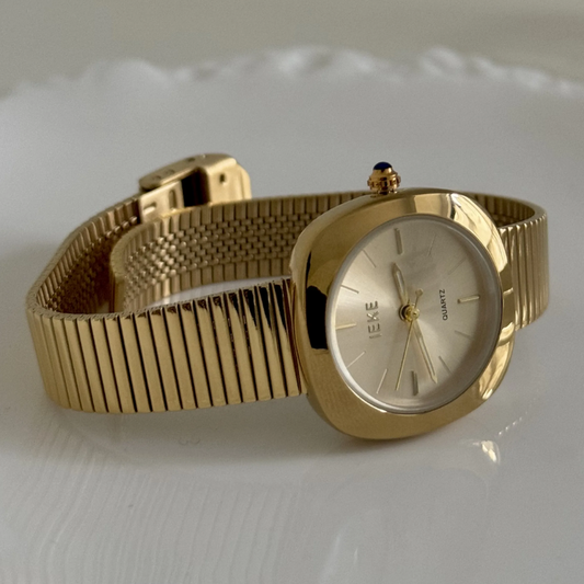 Golden Line – Women’s Minimal Square Bracelet Watch