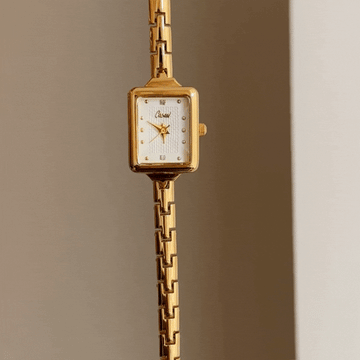 Refined White Rectangular Dial Gold Frame with Gold Alloy Band Quartz Movement