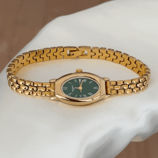 Sophisticated Green Oval Dial Gold-Tone Watch - Classic Vintage Statement for Women
