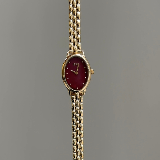 Oval Vintage Charm: Red Oval Dial Watch – Gold Oval Bezel & Gold Stainless Steel Link Bracelet