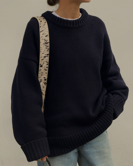 Oversized Minimalist Knit Sweater in Wool and Cashmere