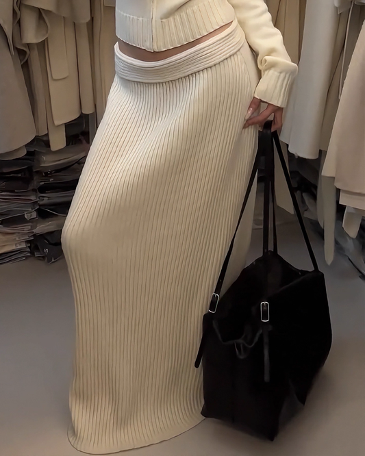 Minimalist Ribbed Knit Skirt