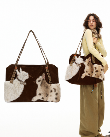 OUTTHE BLUE “Fluffy Cats Dialogue” Eco-Fur Embroidered Large-Capacity Tote Bag