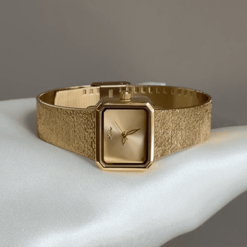 Timeless Glow：Gold Rectangular Dial Watch – Gold Rectangular Bezel & Gold Stainless Steel Bracelet