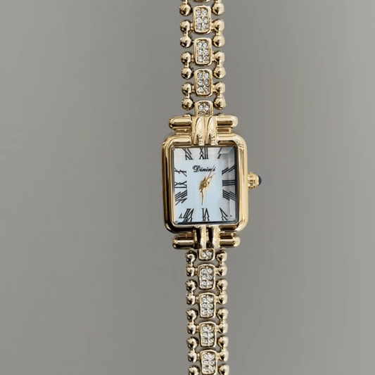 Classic Radiance：White Square Dial Watch – Gold Square Case & Gold Stainless Steel Band Quartz