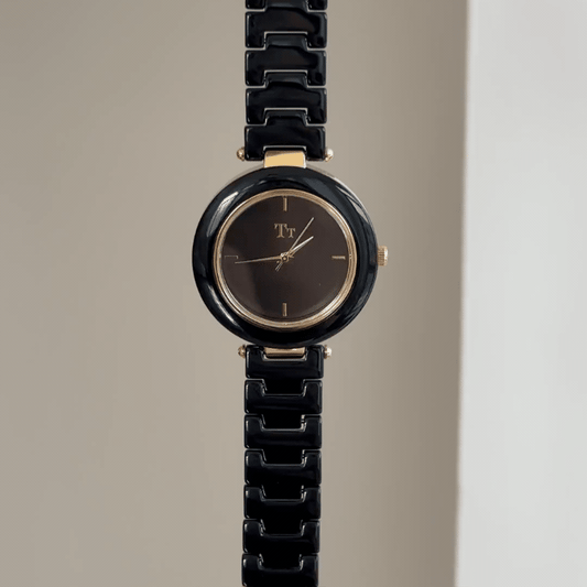 Black Elegance：Black Round Dial Watch with Black Round Bezel with Gold Accent & Black Stainless Steel Bracelet