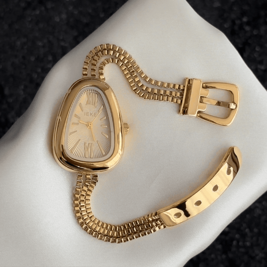 Chain Glamour: Gold Serpent Head Dial Watch with Matching Bezel & Gold Chain Bracelet