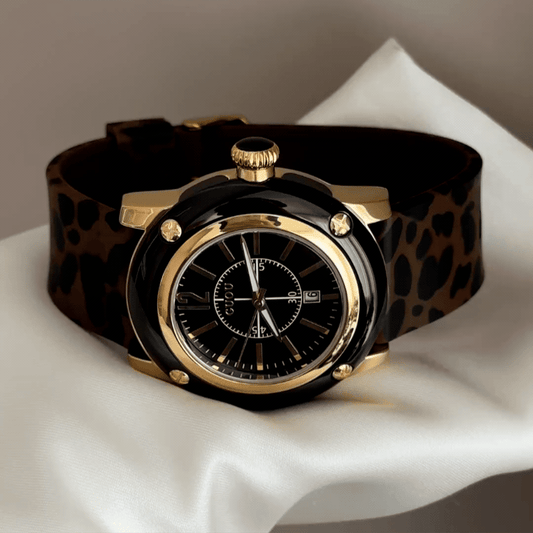 Leopard Chic: Black Round Dial Watch with Black Bezel & Brown Leopard Print Silicone Strap