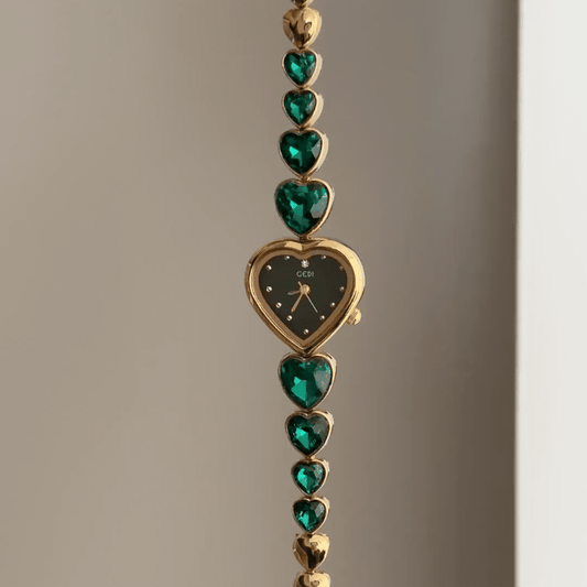 Emerald Sparkle: Green Heart-Shaped Dial Watch with Gold Heart Bezel & Green Gemstone Heart-Link Alloy Bracelet
