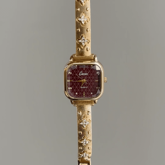 Glamorous Shine：Red Rectangular Dial Watch – Gold Rectangular Bezel & Gold Diamond-Studded Stainless Steel Bracelet Quartz