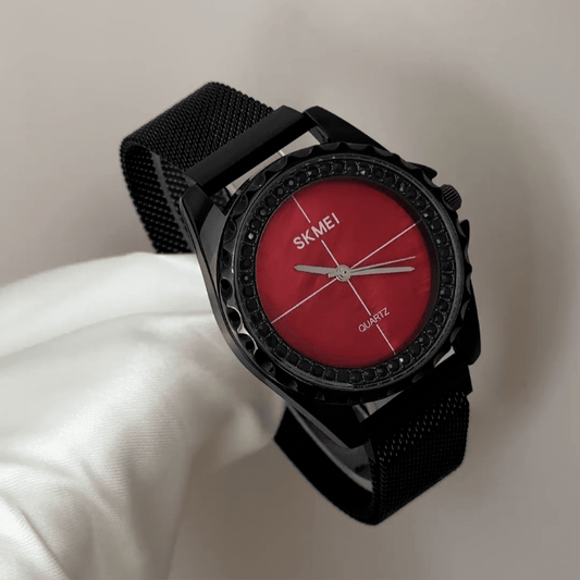 Urban Cool: Red Round Dial Watch with Black Bezel & Black Stainless Steel Bracelet