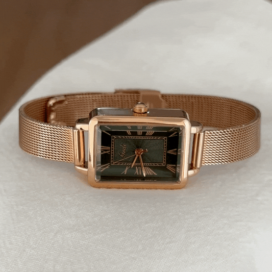 Elegant Women’s Quartz Watch – Rose Gold Strap with Rectangular Green Dial