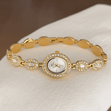 Women’s Quartz Bracelet Watch – Gold Diamond-Accented Chain with Oval White Dial