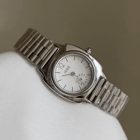 French Silver Grace Timepiece: Quartz Watch