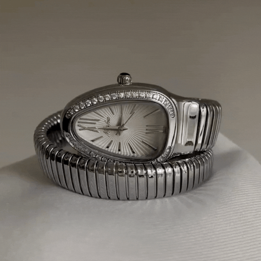 Silver Serpenti Diamond Quartz Timepiece: Sleek and Sparkling Design