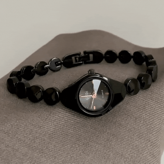 Edgy Black Minimalist: Sleek & Stylish Slim Strap Quartz Watch
