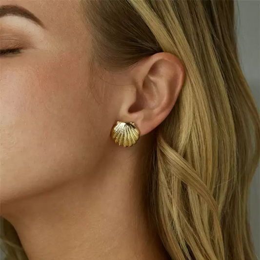 French Romantic Fan-Shaped Shell Earrings – 18K Gold Plated Studs, Elegant Lazy Chic Jewelry for Women