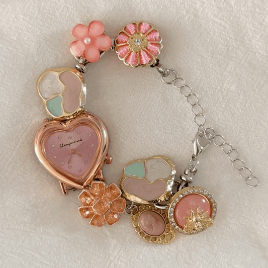 Pink Floral Bracelet Watch with Heart-Shaped Dial – Women’s Quartz Watch