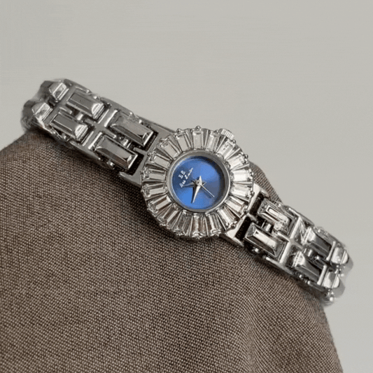 French Retro Silver Chain Bracelet Blue Small Round Dial Ladies Slim Quartz Watch - Parisian Blue