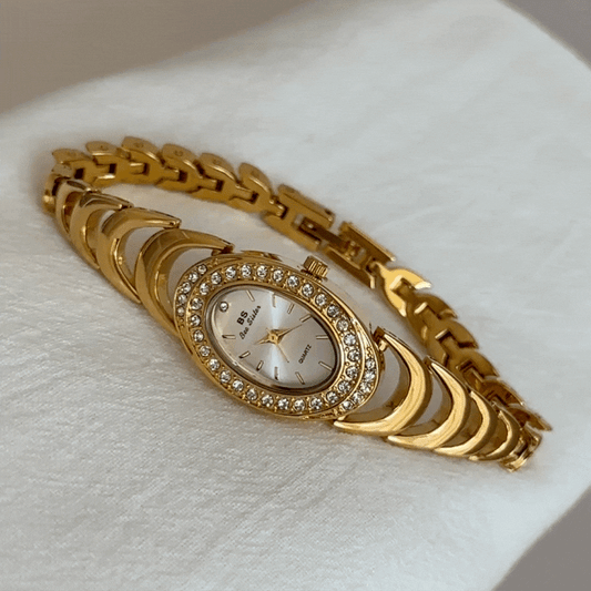 Vintage Luxury Gold Bracelet Style Oval Diamond-Accented Small Round Dial Ladies Quartz Watch - Gilded Sapphire