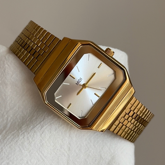 Stylish Bold Gold Wide Strap Watch with Large Square Dial – Women’s Quartz Watch