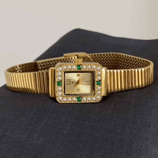 French Vintage Green Gemstone Pearl Rectangle Women’s Quartz Watch – Gold Retro Classic Ladies Wristwatch