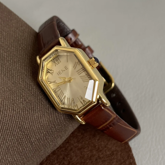 Minimalist Vintage Roman Numeral Women’s Quartz Watch – Small Dial, Brown Strap & Gold Case