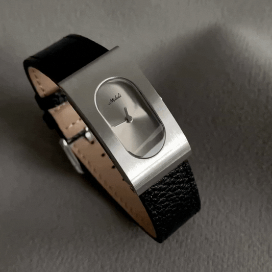 Classic Minimalist Women’s Quartz Watch – Black Leather Strap Ladies Wristwatch with Silver Oval Dial