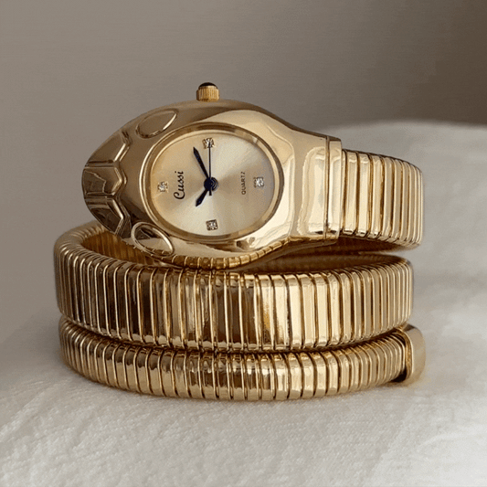 Trendy Gold Snake Wrap Women’s Quartz Watch – Unique Serpenti Bracelet Design