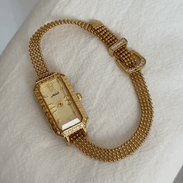 Minimalist Gold Bracelet Watch with Rectangular Dial – Women’s Quartz Watch