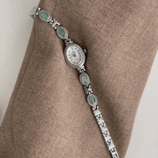 Green Jade Inlay Classic Silver Bracelet Ladies Quartz Watch