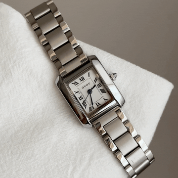 Classic Women’s Quartz Watch – Silver Stainless Steel Bracelet with Square White Dial